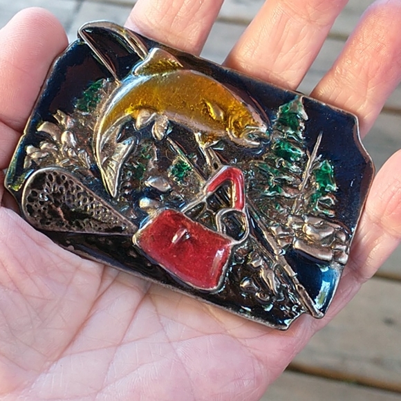NWOT Canadian Bass Fishing Belt Buckle - Picture 3 of 3